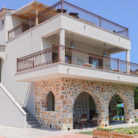 Kt Villa ترولو المظهر الخارجي الصورة